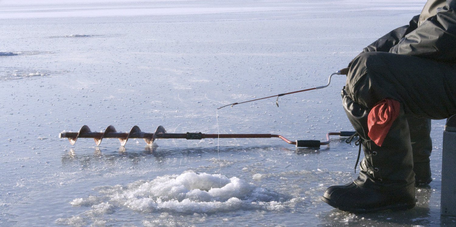 Будьте осторожны на зимней рыбалке!.