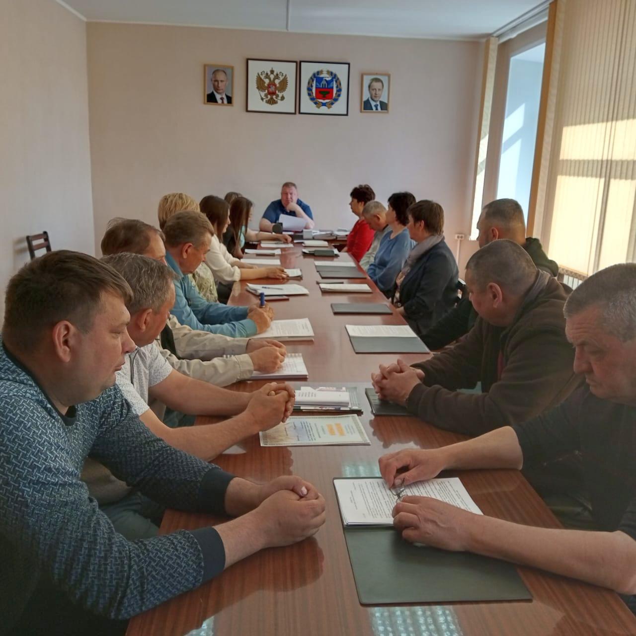 19 мая состоялось заседание Совета администрации района