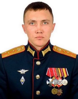 Капитан Илья Капитонов спас подчиненного из-под завалов после атаки HIMARS.